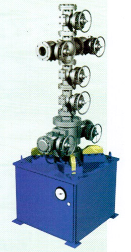 Стенд для гидравлических испытаний фонтанной и устьевой арматуры Стенд для гидравлических испытаний фонтанной и устьевой арматуры